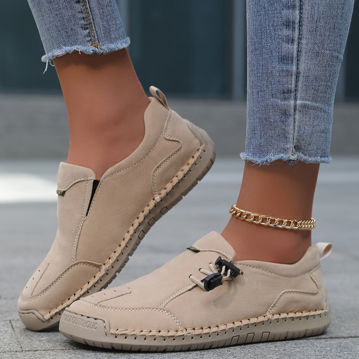 Scarpe Slip-On con Cuciture a Vista
