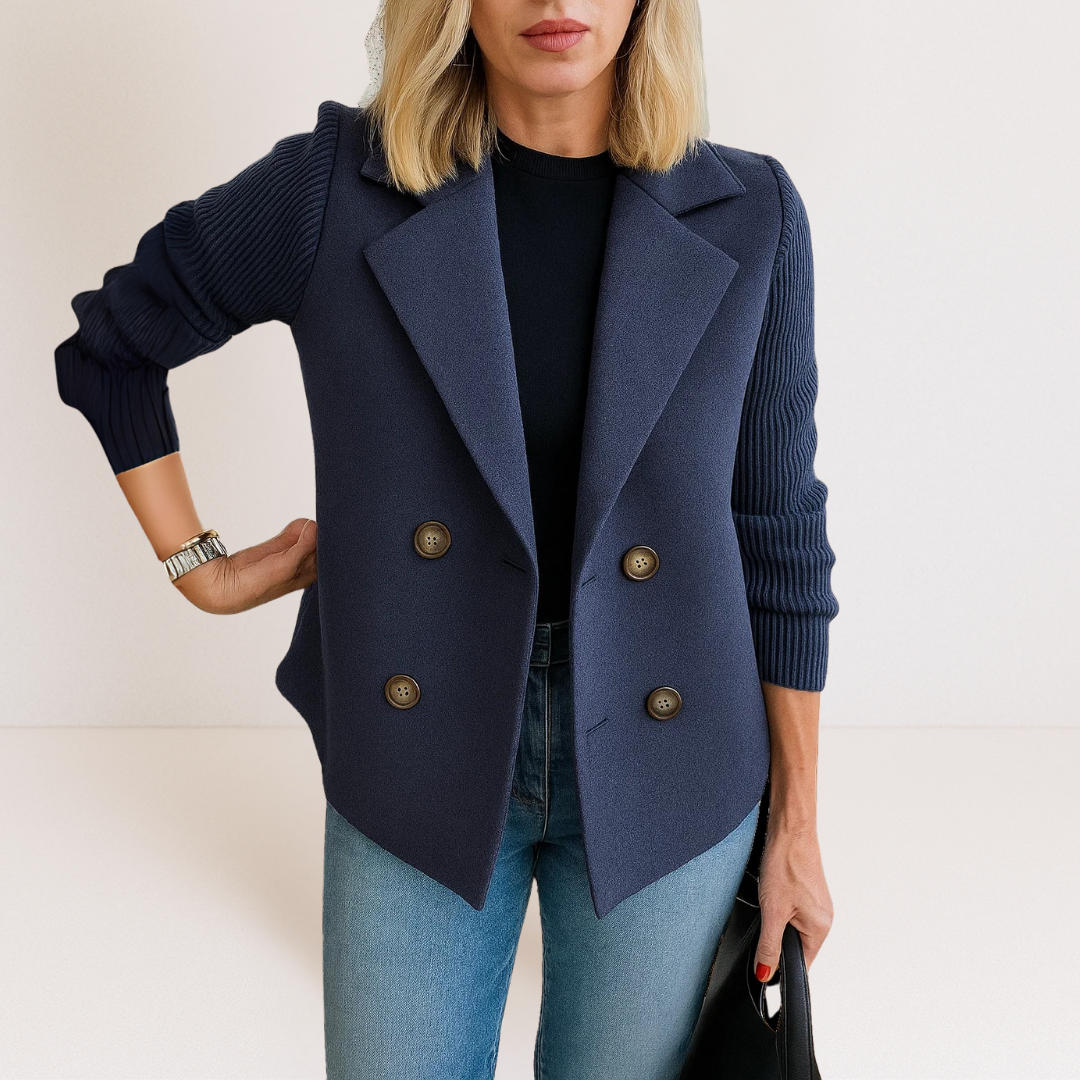 Cappotto sartoriale con maniche in maglia