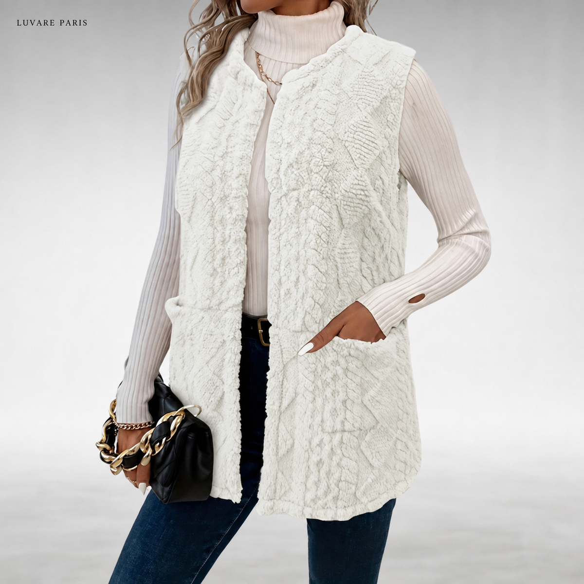 Gilet Lungo con Motivi a Trecce