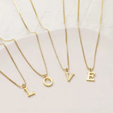 Collana con iniziali di lettere d'amore