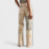 Rhea – Jeans a gamba larga stampati con un tocco vintage