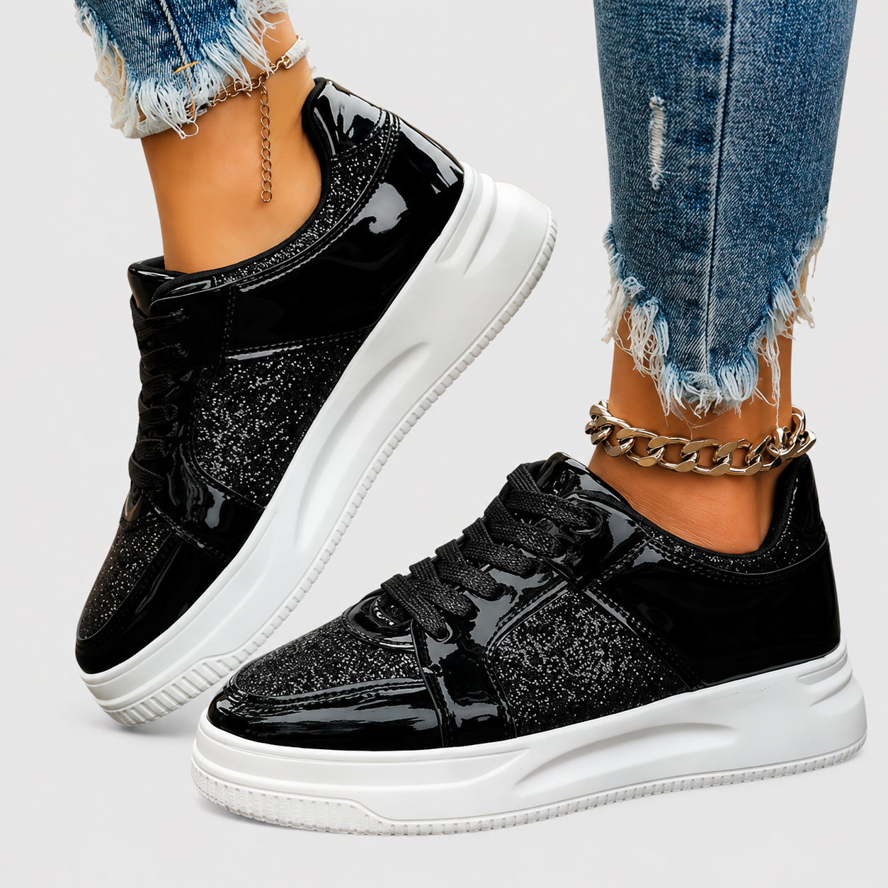 Sneakers con Dettagli Brillanti
