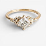 Karen - Anello Elegante Delysian Regina