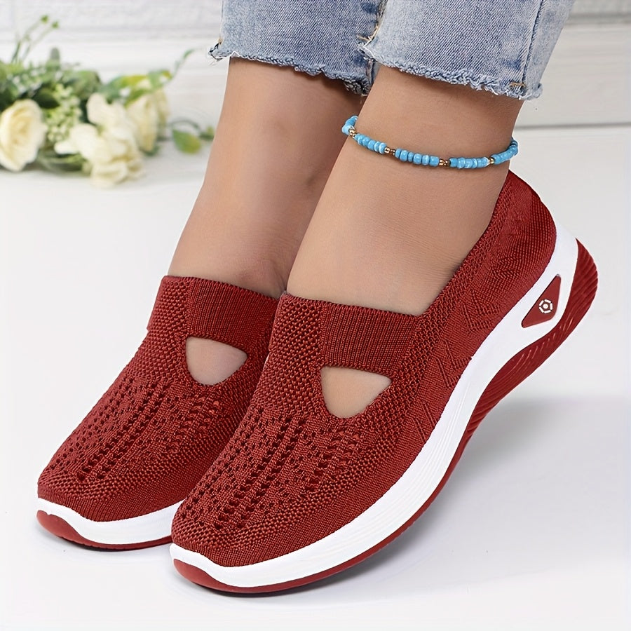 Scarpe Slip-On con Dettaglio a T