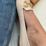 MOCASSINO ELEGANTE CON FIBBIA DORATA