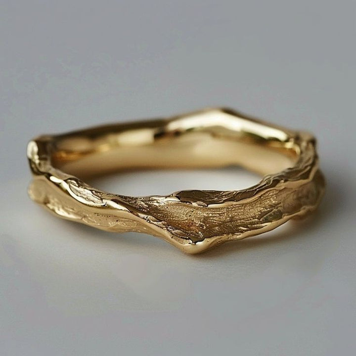 Anello Vintage in oro forgé