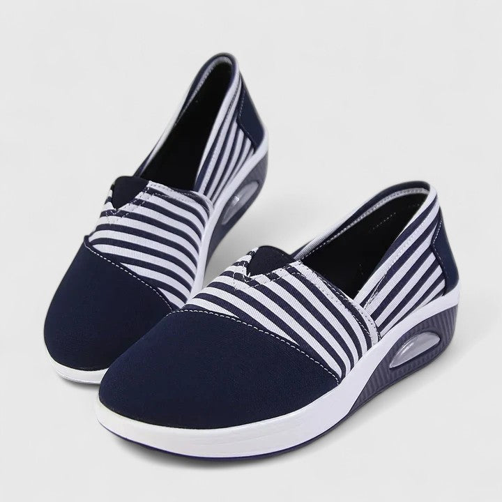 Scarpe Slip-On a Righe