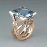 Anello in Oro Rosa con Zirconio Blu Vintage