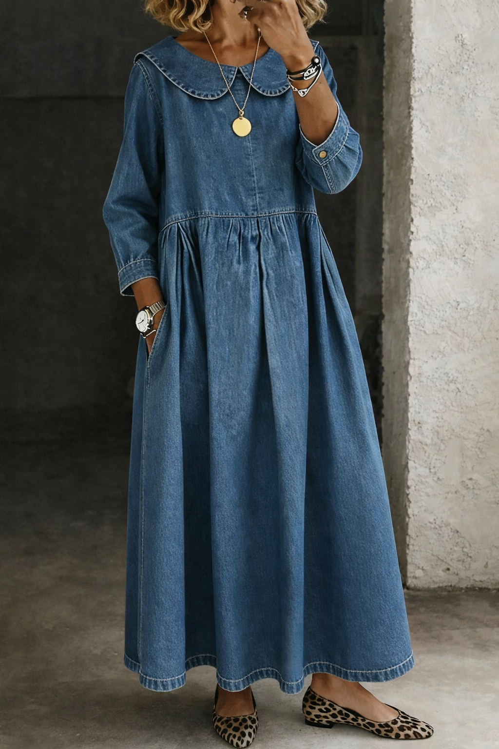 Abito in Denim con Colletto alla Peter Pan