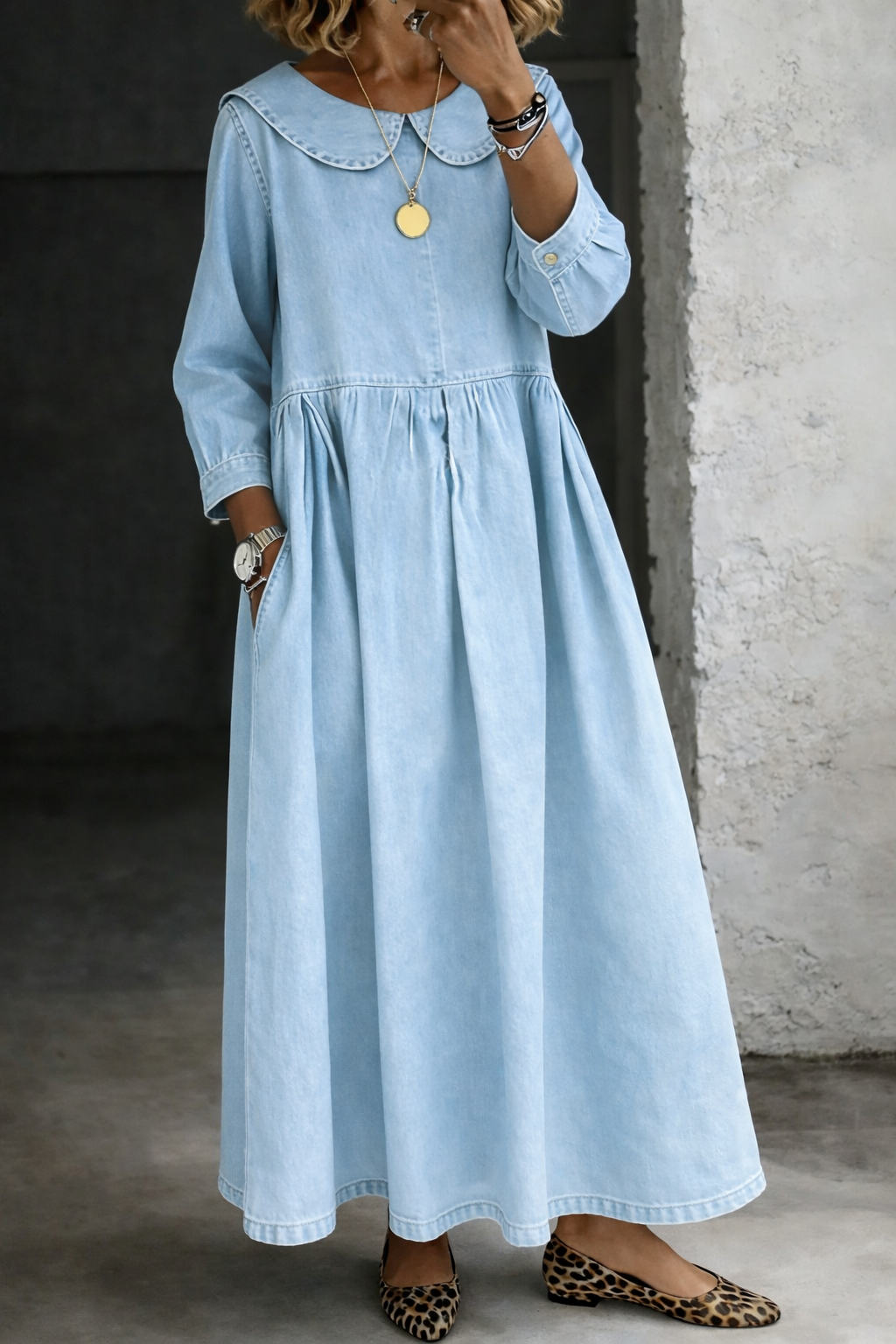 Abito in Denim con Colletto alla Peter Pan