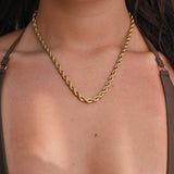 Hélène – Collana dorata con decorazione puntiforme