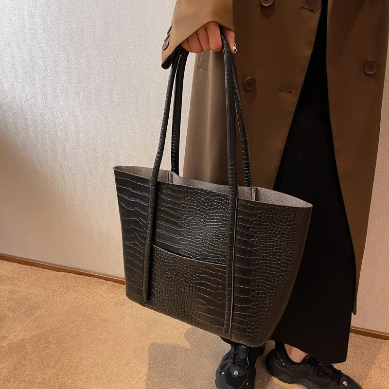 Borsa a spalla raffinata