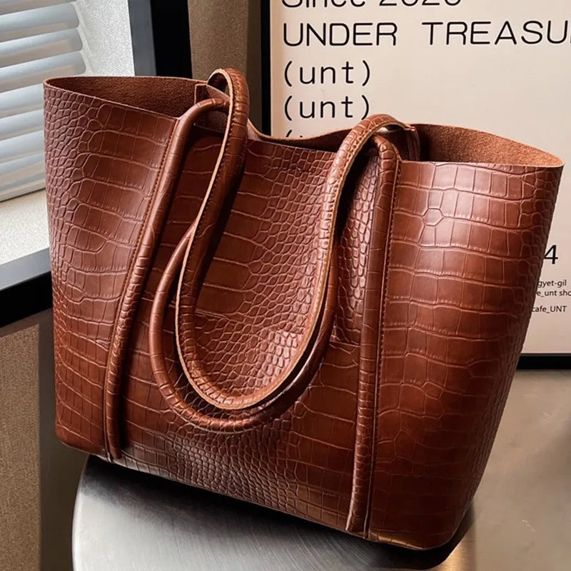 Borsa a spalla raffinata