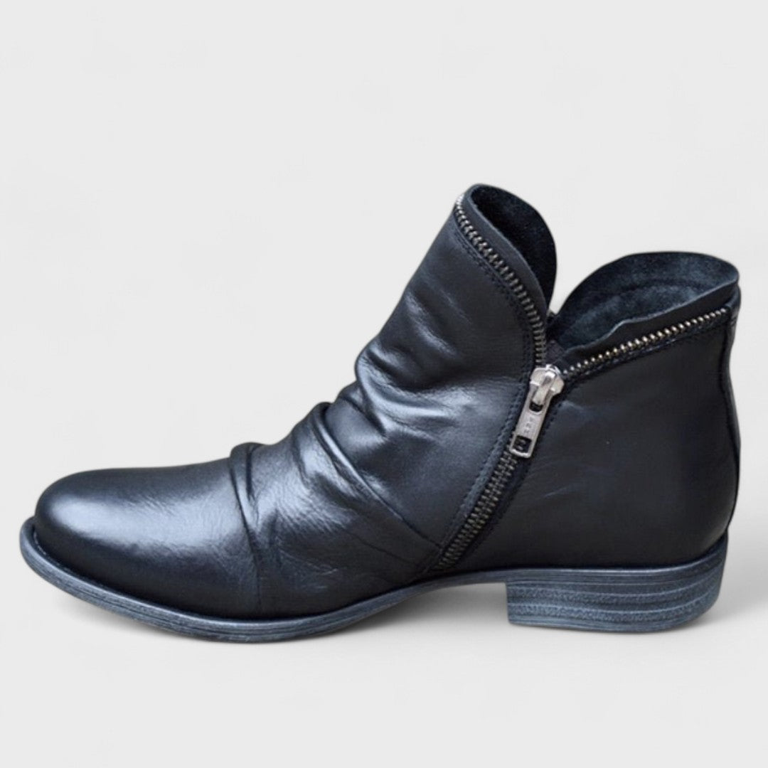 Stivali comfort dal tocco elegante