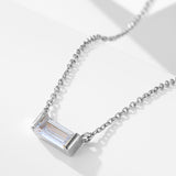 Livia – Collana in argento con piccolo pendente