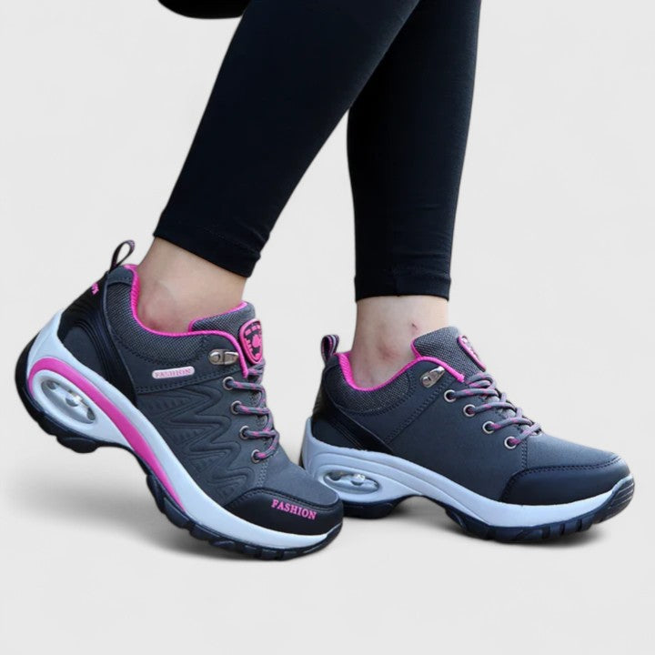 Sneakers con Pannelli Sagomati