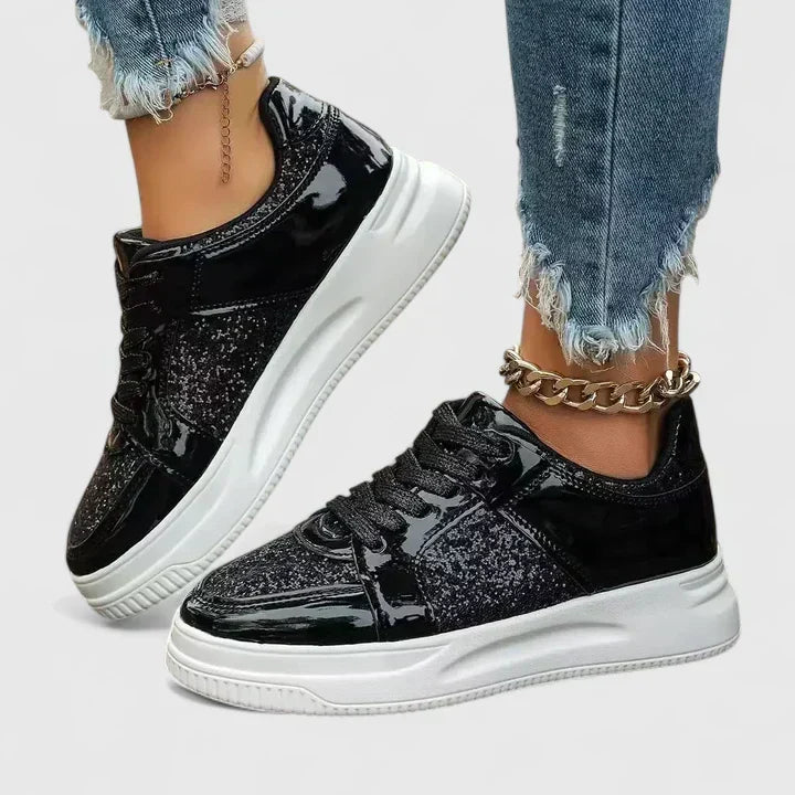 Sneakers con Dettagli Brillanti