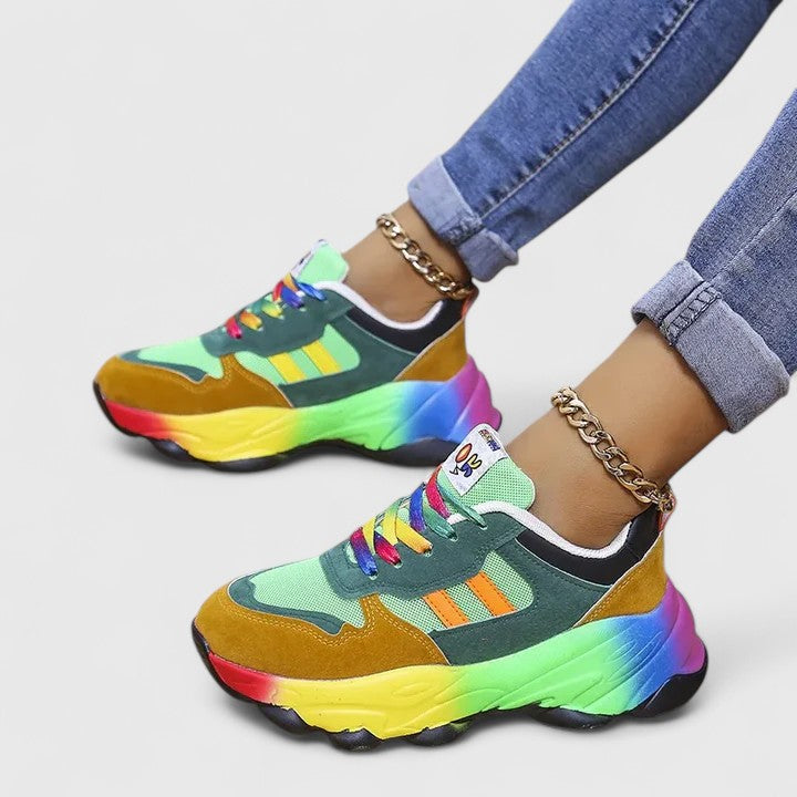 Sneakers con Suola Sagomata