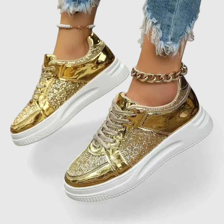 Sneakers con Dettagli Brillanti