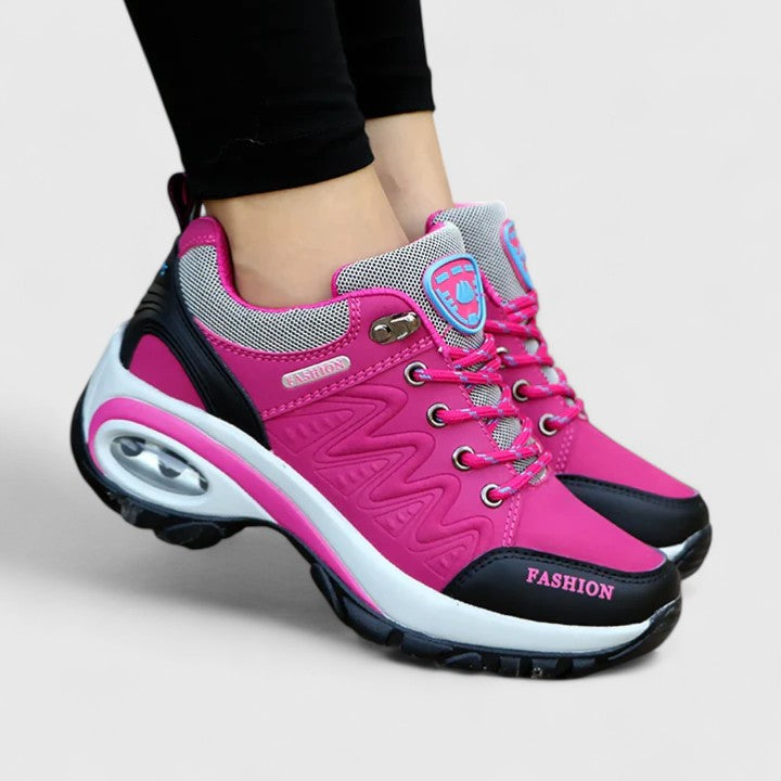 Sneakers con Pannelli Sagomati