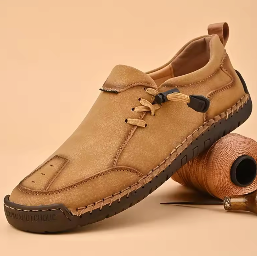 Scarpe Slip-On con Cuciture a Vista