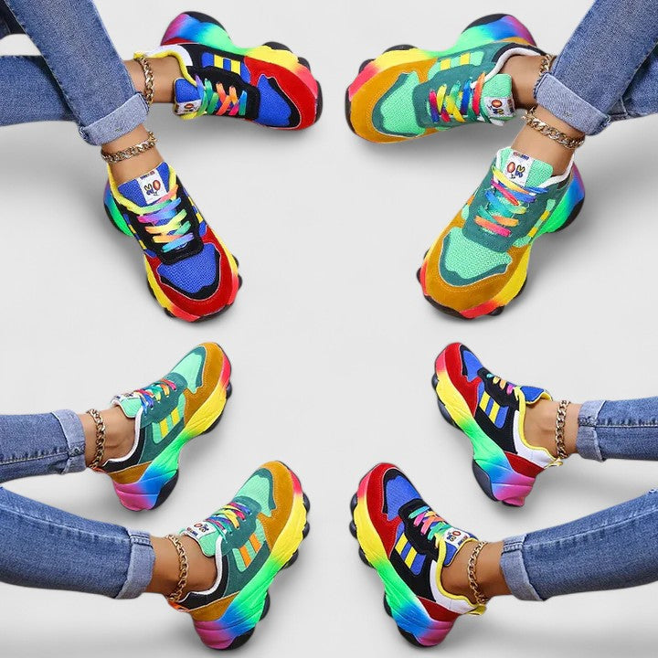 Sneakers con Suola Sagomata
