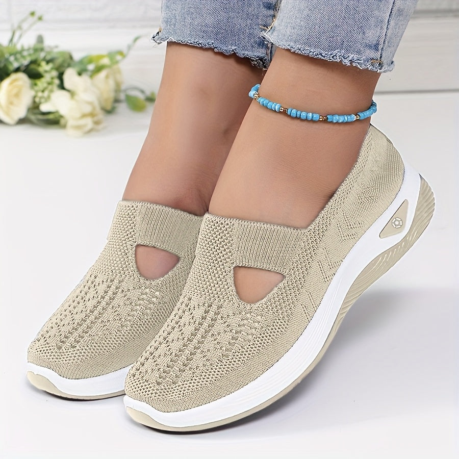 Scarpe Slip-On con Dettaglio a T