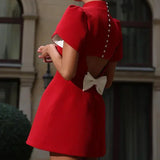 Lyraea - Elegante mini abito con maniche a petalo