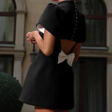 Lyraea - Elegante mini abito con maniche a petalo