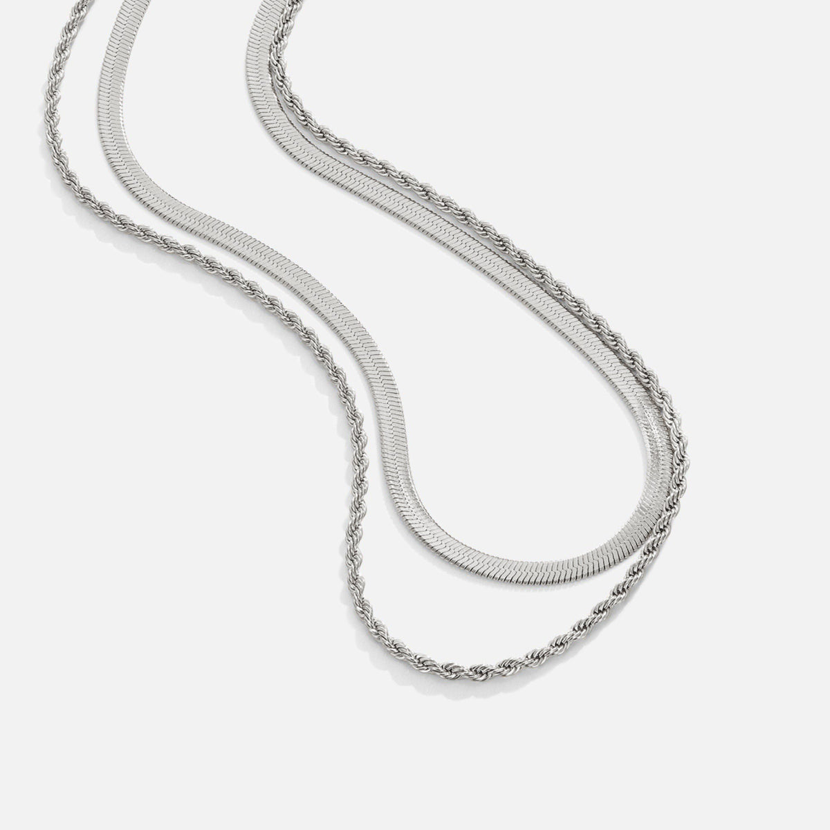Sabine – Collana dorata con pendente circolare
