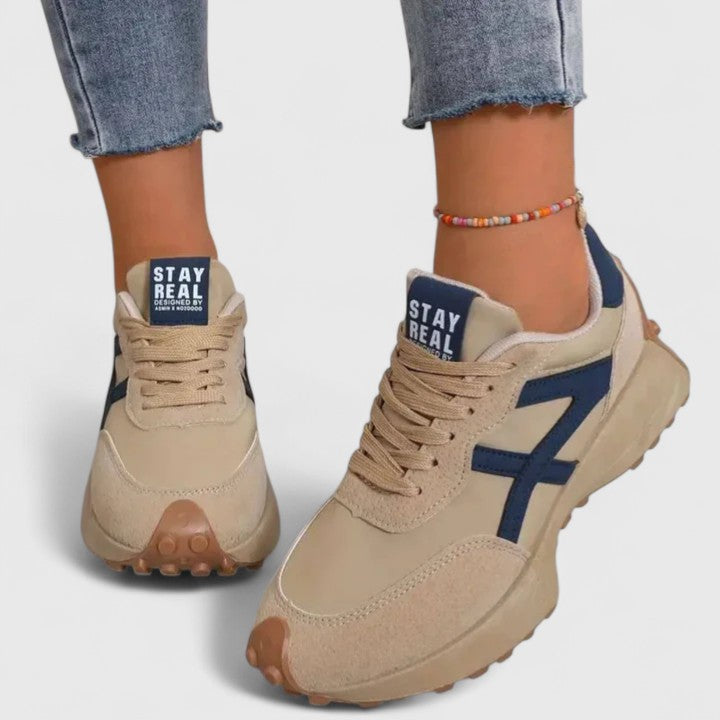 Sneakers con Bande Incrociate