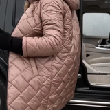 Eleonora - Calore Elegante per un Inverno Moderno