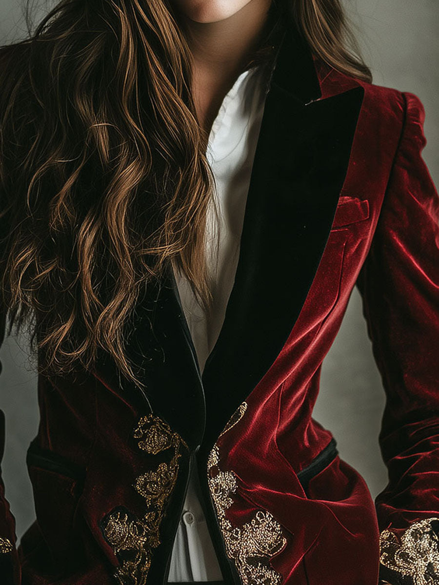 Blazer in velluto con ricami dorati