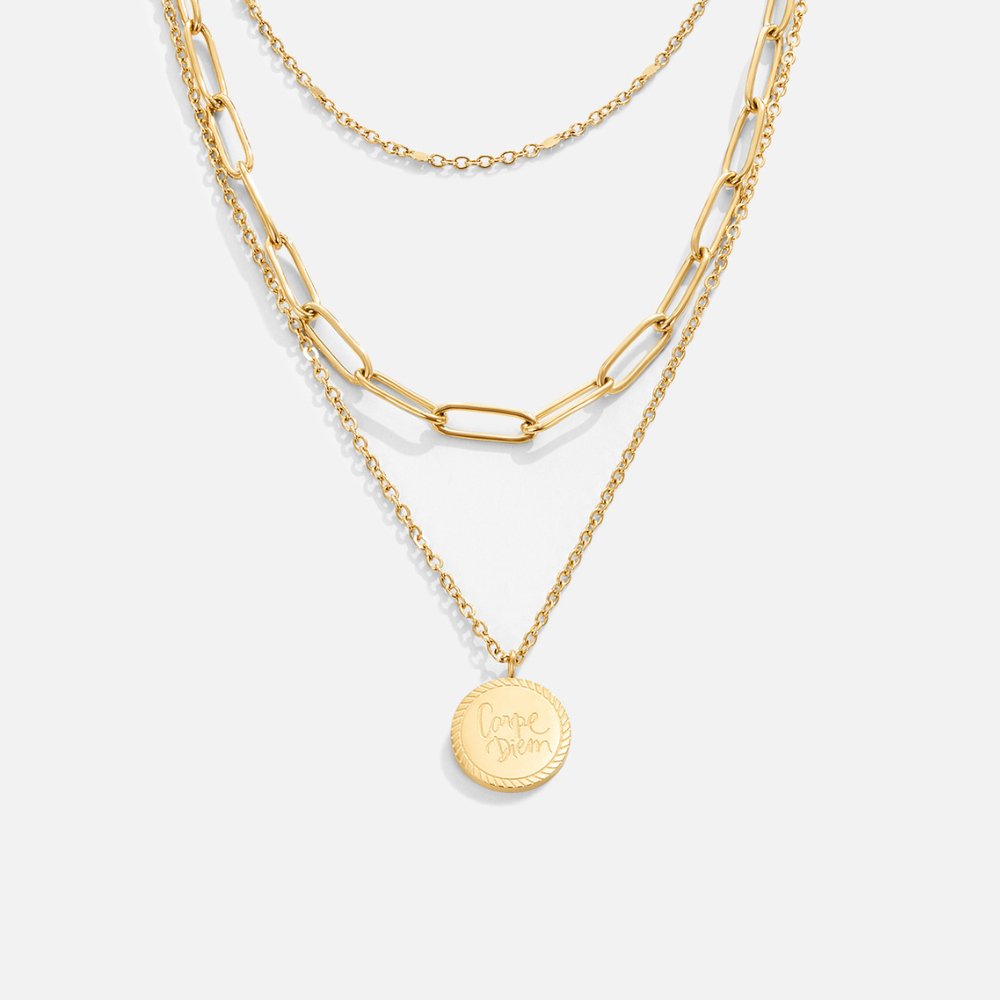 Léa – Un delicato collier multistrato in oro dalle linee eleganti