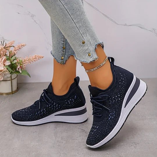 Sneakers Traforate con Zeppa