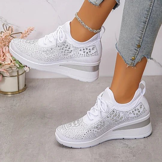 Sneakers Traforate con Zeppa