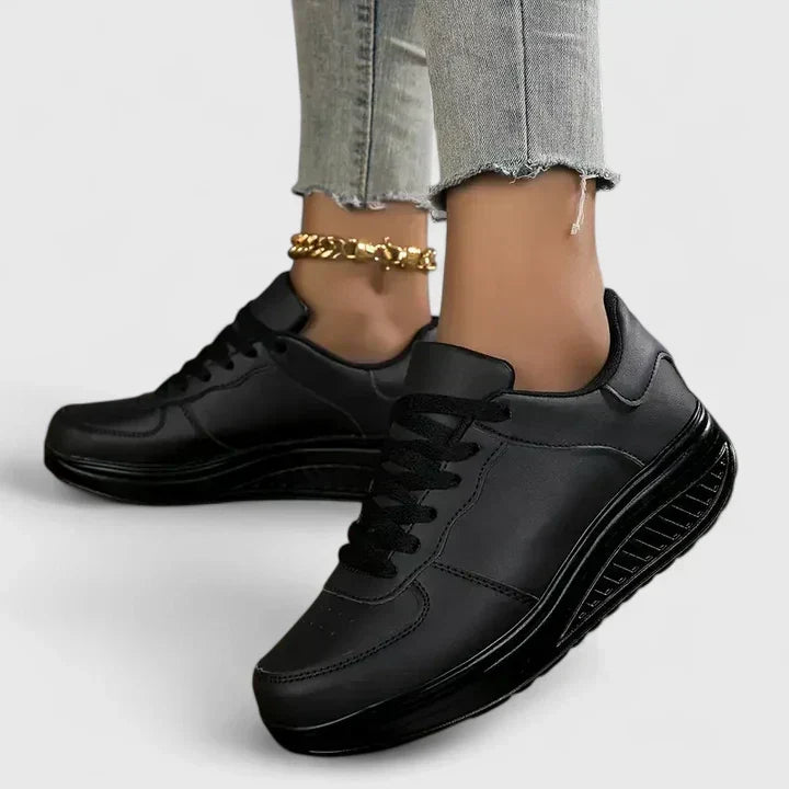 Sneakers con Suola Ondulata