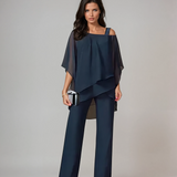 Elena – Completo Due Pezzi con Design a Strati