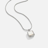 Sylvie – Collana dorata con mini placche