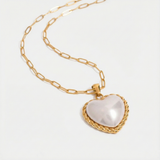 Victoire – Collana in oro con un elegante pendente